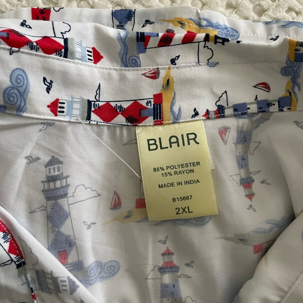 Button up - Picture 2 of 3